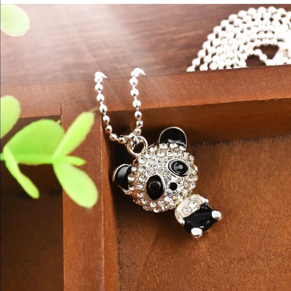 Silver panda pendant necklace - Picture 5 of 6
